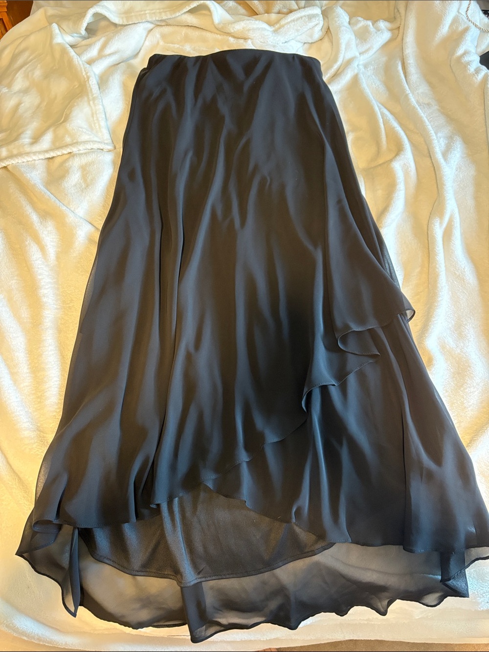 Elegant Black Chiffon Layered Maxi Skirt